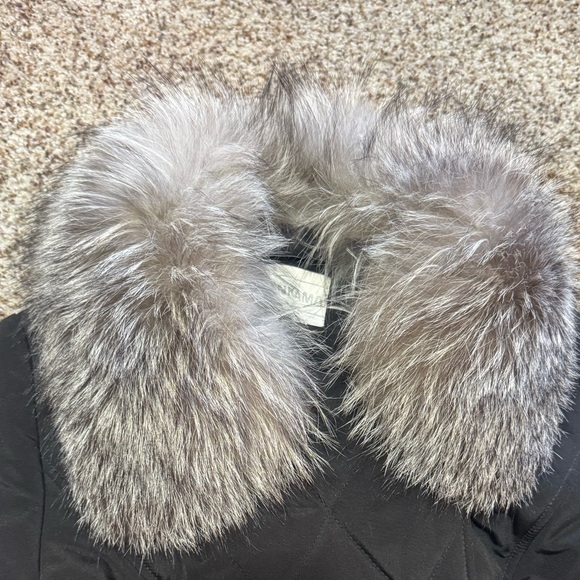 European long puffer coat with fox fur collar , M - Picture 7 of 16